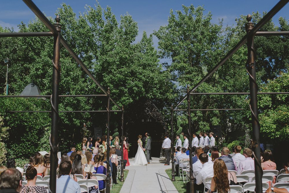 wisteria-gardens-wedding-photograhy-38