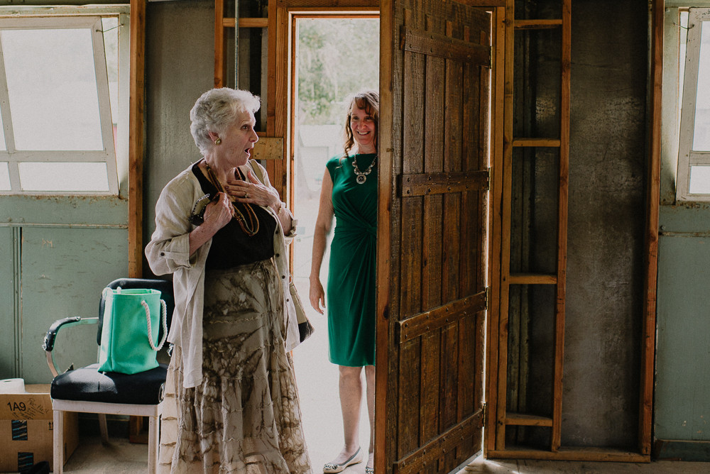 grandma seeing the bride for the first time